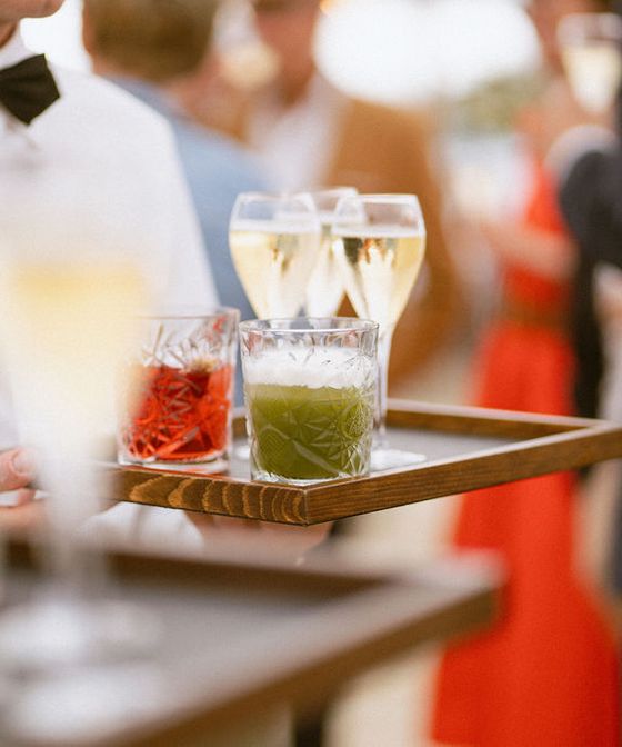 Mocktails en Champagne tijdens receptie